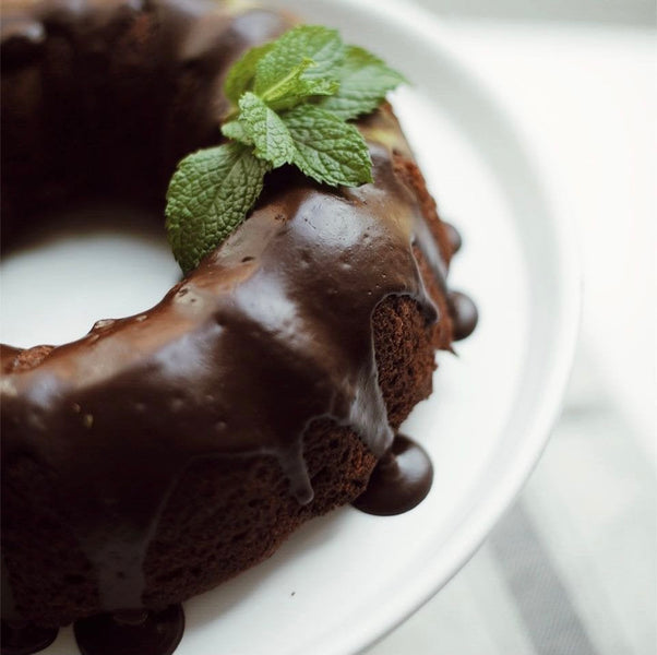 Simple, Low-carb Chocolate Zucchini Cake with Chocolate Glaze